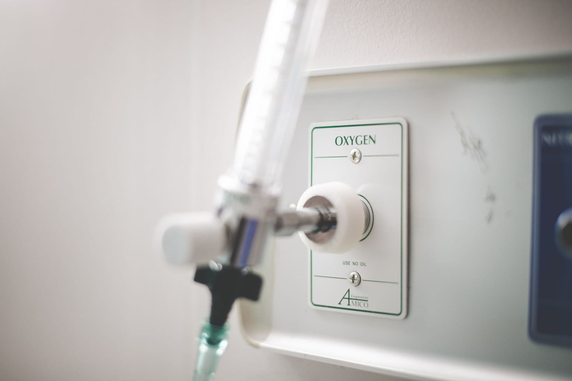 Oxygen outlet on a medical wall panel